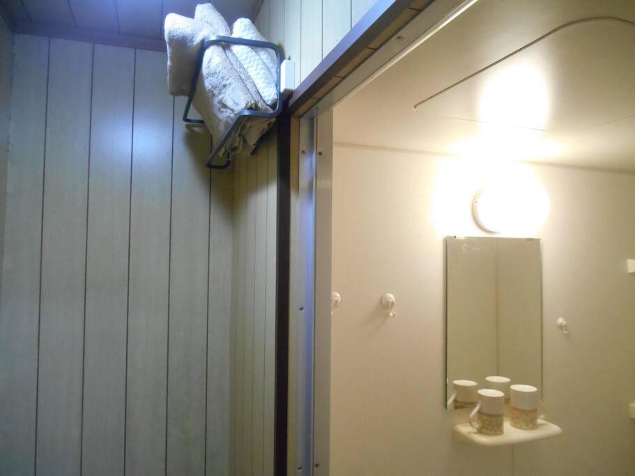ペット可でusj まですぐ 木を基調としたログハウス調のお部屋 Apartment